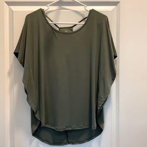 Ny Collection bat wing top